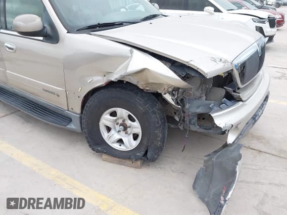 ✅ 2001 Lincoln Navigator • VIN: 5LMEU27R61LJ25426 • Лот: 42455202. Опубликован ранее на IAAI с пробегом 345 744 миль. Бесплатный доступ к архиву аукционных продаж из США и подробный отчёт об истории автомобиля на DreamBid. Изображение 6.