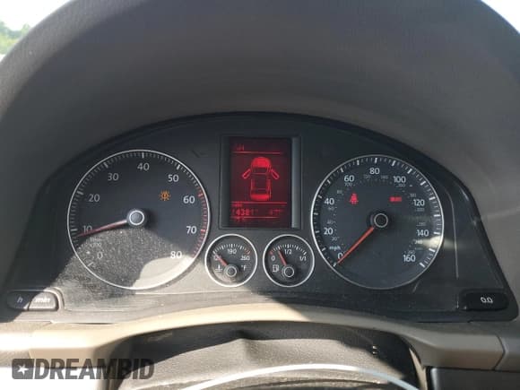 ✅ 2005 Volkswagen Jetta 2.5L • VIN: 3VWSG71KX5M642644 • Лот: 71512705. Опубликован ранее на Copart с пробегом 143 817 миль. Бесплатный доступ к архиву аукционных продаж из США и подробный отчёт об истории автомобиля на DreamBid. Изображение 9.