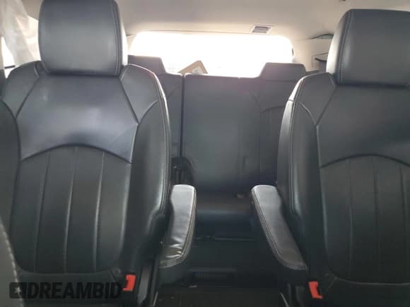 ✅ 2015 Chevrolet Traverse LTZ • VIN: 1GNKVJKD5FJ215643 • Lot: 68637785. Wystawiony na Copart z przebiegiem 170 876 mil. Bezpłatny archiwum sprzedaży aukcyjnych z USA i szczegółowy raport historii pojazdu na DreamBid. Zdjęcie 10.