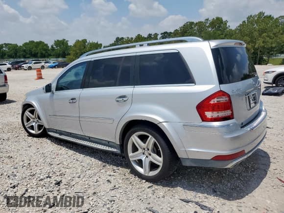✅ 2012 Mercedes-Benz GL 550 • VIN: 4JGBF8GE0CA765632 • Lot: 58568905. Wystawiony na Copart z przebiegiem 86 820 mil. Bezpłatny archiwum sprzedaży aukcyjnych z USA i szczegółowy raport historii pojazdu na DreamBid. Zdjęcie 2.