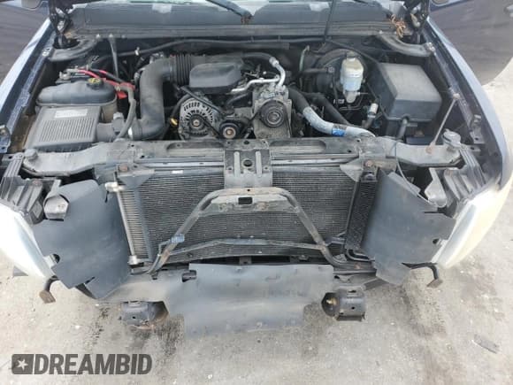 ✅ 2011 Chevrolet Silverado 1500 Work Truck • VIN: 1GCNCPEX8BZ196229 • Lot: 65546605. Listed on Copart with 105,750 mi. Free auction sales archive from the USA and detailed vehicle history report at DreamBid. Image 11.