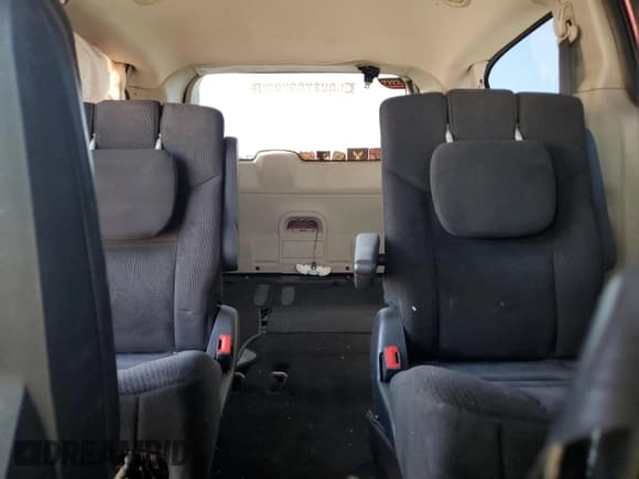 ✅ 2015 Dodge Grand Caravan SXT • VIN: 2C4RDGCG5FR523249 • Lot: 91376065. Wystawiony na Copart z przebiegiem Nie podano. Bezpłatny archiwum sprzedaży aukcyjnych z USA i szczegółowy raport historii pojazdu na DreamBid. Zdjęcie 10.