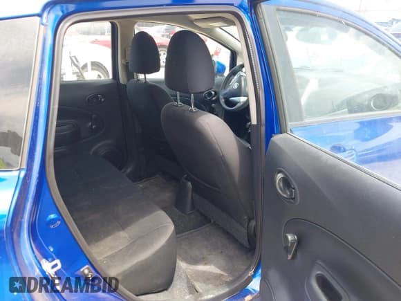 ✅ 2015 Nissan Note S Plus • VIN: 3N1CE2CP8FL358531 • Lot: 42449215. Wystawiony na IAAI z przebiegiem 121 078 mil. Bezpłatny archiwum sprzedaży aukcyjnych z USA i szczegółowy raport historii pojazdu na DreamBid. Zdjęcie 8.