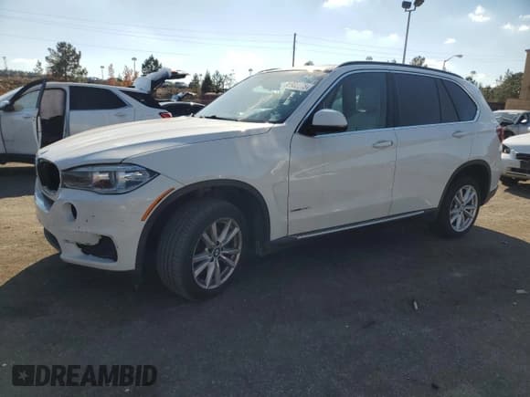 ✅ 2015 BMW X5 sDrive35i • VIN: 5UXKR2C52F0H35378 • Lot: 91902275. Wystawiony na Copart z przebiegiem 182 530 mil. Bezpłatny archiwum sprzedaży aukcyjnych z USA i szczegółowy raport historii pojazdu na DreamBid. Zdjęcie 1.