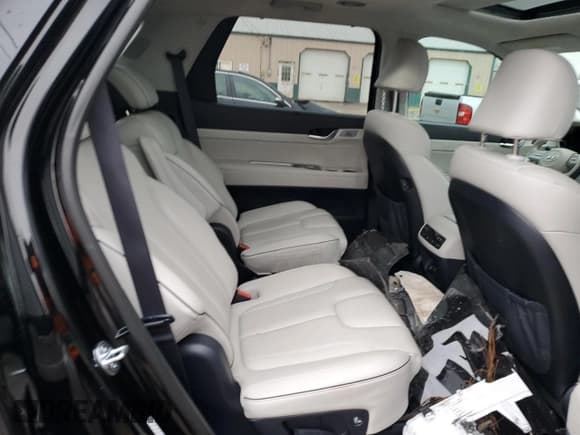 ✅ 2023 Hyundai Palisade Calligraphy • VIN: KM8R74GE8PU554252 • Лот: 87265314. Опубликован ранее на Copart с пробегом 35 653 миль. Бесплатный доступ к архиву аукционных продаж из США и подробный отчёт об истории автомобиля на DreamBid. Изображение 10.