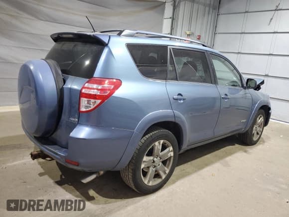 ✅ 2009 Toyota RAV4 Sport • VIN: 2T3BF32V09W015253 • Lot: 70234045. Wystawiony na Copart z przebiegiem 121 137 mil. Bezpłatny archiwum sprzedaży aukcyjnych z USA i szczegółowy raport historii pojazdu na DreamBid. Zdjęcie 3.
