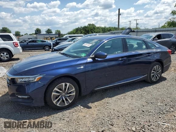 ✅ 2018 Honda Accord EX-L • VIN: 1HGCV3F67JA003437 • Lot: 65161165. Listed on Copart with 136,972 mi. Free auction sales archive from the USA and detailed vehicle history report at DreamBid. Image 1.