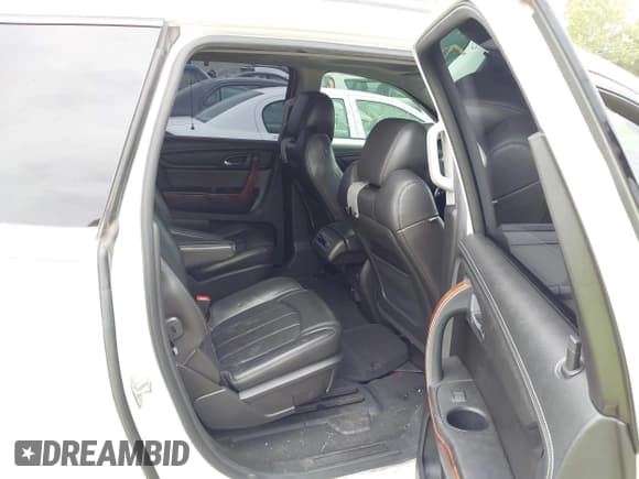 ✅ 2014 Chevrolet Traverse LTZ • VIN: 1GNKRJKD4EJ359381 • Lot: 43045392. Listed on IAAI with 186,015 mi. Free auction sales archive from the USA and detailed vehicle history report at DreamBid. Image 8.