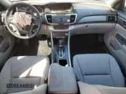 ✅ 2015 Honda Accord LX • VIN: 1HGCR2F32FA170848 • Lot: 90743615. Wystawiony na Copart z przebiegiem 80 514 mil. Bezpłatny archiwum sprzedaży aukcyjnych z USA i szczegółowy raport historii pojazdu na DreamBid. Zdjęcie 8.