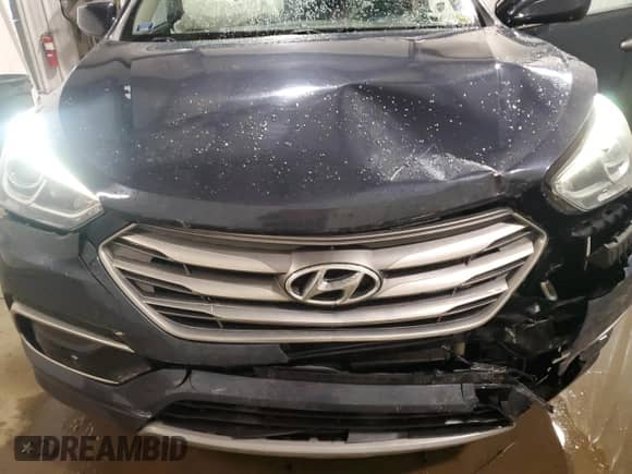 ✅ 2017 Hyundai Santa Fe 2.4L • VIN: 5NMZT3LB7HH004622 • Lot: 40319053. Wystawiony na Copart z przebiegiem 90 865 mil. Bezpłatny archiwum sprzedaży aukcyjnych z USA i szczegółowy raport historii pojazdu na DreamBid. Zdjęcie 13.