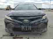 2019 Toyota Camry LE с VIN 4T1B11HK1KU250470, выставлен на аукционе Copart как лот 71716865 с пробегом 132 733 миль миль и Чистый • Clean title. История ставок и продаж доступна на DreamBid. Изображение 5.