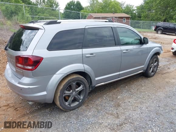 ✅ 2016 Dodge Journey Crossroad • VIN: 3C4PDCGG1GT107577 • Лот: 42278767. Опубликован ранее на IAAI с пробегом 187 510 миль. Бесплатный доступ к архиву аукционных продаж из США и подробный отчёт об истории автомобиля на DreamBid. Изображение 4.