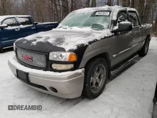 ✅ 2006 GMC Sierra Denali • VIN: 2GTEK63NX61283272 • Лот: 87249104. Опубликован ранее на Copart с пробегом 142 577 миль. Бесплатный доступ к архиву аукционных продаж из США и подробный отчёт об истории автомобиля на DreamBid. Изображение 1.