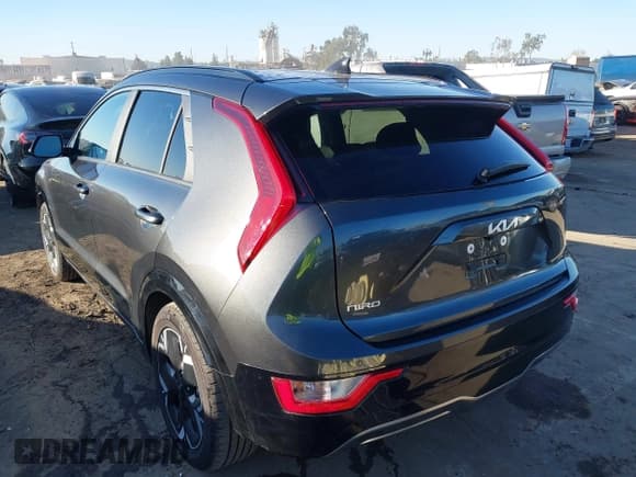 ✅ 2024 Kia Niro Wind • VIN: KNDCR3L19R5108741 • Lot: 43557865. Wystawiony na IAAI z przebiegiem 73 445 mil. Bezpłatny archiwum sprzedaży aukcyjnych z USA i szczegółowy raport historii pojazdu na DreamBid. Zdjęcie 3.