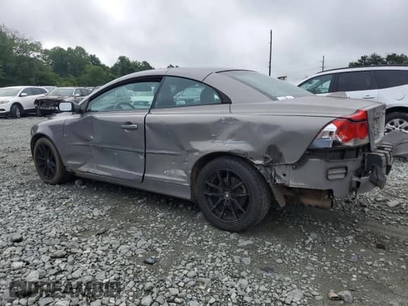 ✅ 2007 Volvo C70 • VIN: YV1MC68277J018320 • Лот: 61231224. Опубликован ранее на Copart с пробегом 175 427 миль. Бесплатный доступ к архиву аукционных продаж из США и подробный отчёт об истории автомобиля на DreamBid. Изображение 2.