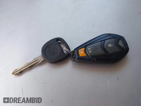 ✅ 2006 Chevrolet Suburban LS • VIN: 1GNEC16Z86J168195 • Lot: 41682417. Wystawiony na IAAI z przebiegiem 186 415 mil. Bezpłatny archiwum sprzedaży aukcyjnych z USA i szczegółowy raport historii pojazdu na DreamBid. Zdjęcie 11.