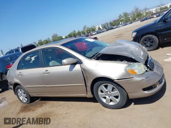 ✅ 2005 Toyota Corolla CE • VIN: 1NXBR32E75Z394908 • Lot: 42336030. Wystawiony na IAAI z przebiegiem 192 606 mil. Bezpłatny archiwum sprzedaży aukcyjnych z USA i szczegółowy raport historii pojazdu na DreamBid. Zdjęcie 14.