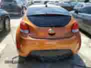 2015 Hyundai Veloster z VIN KMHTC6AD2FU229124, wystawiony jako Copart lot #51488653 z przebiegiem 62 406 mil mil oraz . Historia ofert i sprzedaży dostępna na DreamBid. Obrazek 6.