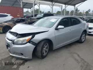 2016 Chevrolet Malibu LT z VIN 1G11C5SA2GF121773, wystawiony jako IAAI lot #43301466 z przebiegiem 100 398 mil mil oraz . Historia ofert i sprzedaży dostępna na DreamBid. Obrazek 2.