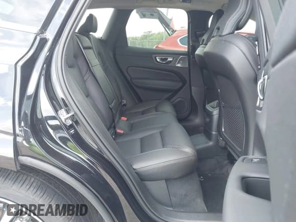 ✅ 2021 Volvo XC60 Inscription Expression • VIN: YV4BR0DL8M1877416 • Lot: 42686024. Listed on IAAI with Not provided. Free auction sales archive from the USA and detailed vehicle history report at DreamBid. Image 8.
