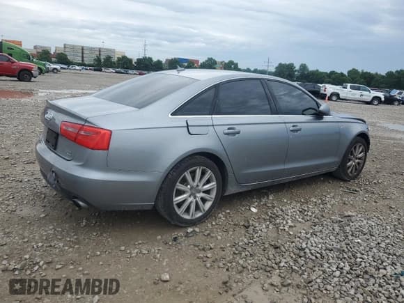 ✅ 2014 Audi A6 Premium Plus • VIN: WAUFGAFC9EN075302 • Lot: 63094195. Wystawiony na Copart z przebiegiem 119 048 mil. Bezpłatny archiwum sprzedaży aukcyjnych z USA i szczegółowy raport historii pojazdu na DreamBid. Zdjęcie 3.