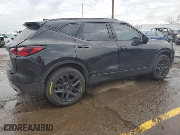 2021 Chevrolet Blazer LT z VIN 3GNKBCR41MS545141, wystawiony jako Copart lot #75052953 z przebiegiem 50 164 mil mil oraz . Historia ofert i sprzedaży dostępna na DreamBid. Obrazek 3.