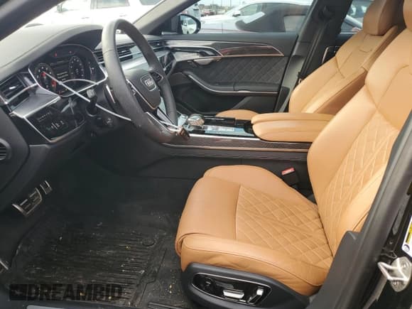 ✅ 2023 Audi S8 • VIN: WAULSAF86PN012061 • Lot: 84051684. Listed on Copart with 14,182 mi. Free auction sales archive from the USA and detailed vehicle history report at DreamBid. Image 7.