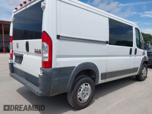 ✅ 2017 Ram ProMaster Cargo • VIN: 3C6TRVAG9HE517223 • Lot: 42793706. Listed on IAAI with 118,552 mi. Free auction sales archive from the USA and detailed vehicle history report at DreamBid. Image 4.