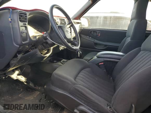 2004 Chevrolet Blazer LS with VIN 1GNCT18X34K141674, listed as a Copart auction lot 85500954 with Not provided miles and Clean title. Bid and sale history available at DreamBid. Image 7.