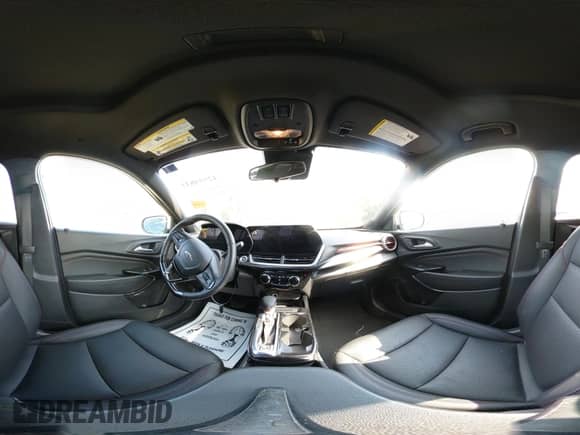 2024 Chevrolet Trax 2RS with VIN KL77LJE24RC187600, listed as a IAAI auction lot 42959837 with 8,534 mi miles and . Bid and sale history available at DreamBid. Image 18.