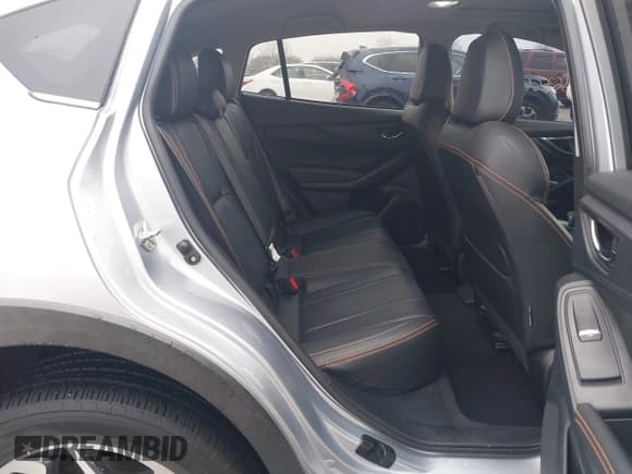 ✅ 2019 Subaru Crosstrek Limited • VIN: JF2GTAMC5K8280374 • Lot: 43736766. Listed on IAAI with 92,372 mi. Free auction sales archive from the USA and detailed vehicle history report at DreamBid. Image 8.