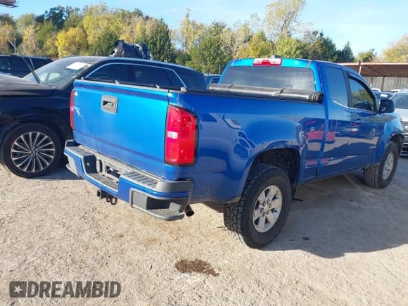 ✅ 2020 Chevrolet Colorado 2WD Work Truck • VIN: 1GCHSBEA8L1136014 • Lot: 43616107. Listed on IAAI with 125,642 mi. Free auction sales archive from the USA and detailed vehicle history report at DreamBid. Image 4.