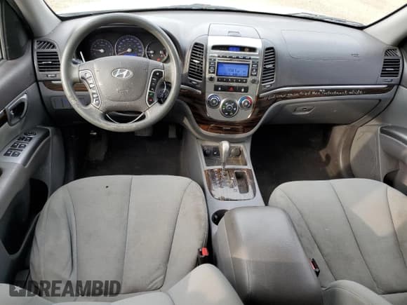 ✅ 2011 Hyundai Santa Fe GLS • VIN: 5XYZG3AB8BG082867 • Lot: 75419734. Listed on Copart with 255,748 mi. Free auction sales archive from the USA and detailed vehicle history report at DreamBid. Image 8.