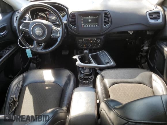 ✅ 2020 Jeep Compass Latitude • VIN: 3C4NJCBB6LT252930 • Лот: 87401895. Опубликован ранее на Copart с пробегом 135 163 миль. Бесплатный доступ к архиву аукционных продаж из США и подробный отчёт об истории автомобиля на DreamBid. Изображение 8.