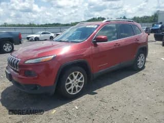 ✅ 2015 Jeep Cherokee Latitude • VIN: 1C4PJLCB3FW611768 • Лот: 66746795. Опубликован ранее на Copart с пробегом 121 740 миль. Бесплатный доступ к архиву аукционных продаж из США и подробный отчёт об истории автомобиля на DreamBid. Изображение 1.