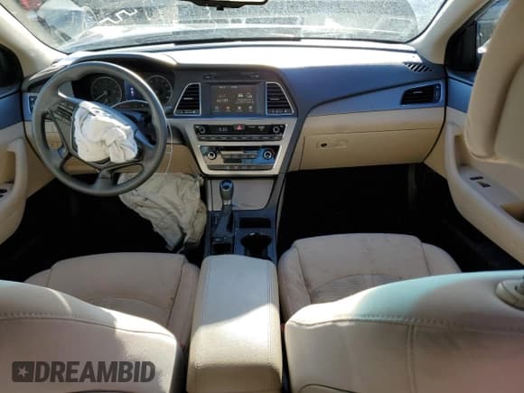 ✅ 2017 Hyundai Sonata SE • VIN: 5NPE24AF6HH494812 • Lot: 72857062. Listed on Copart with 44,430 mi. Free auction sales archive from the USA and detailed vehicle history report at DreamBid. Image 8.