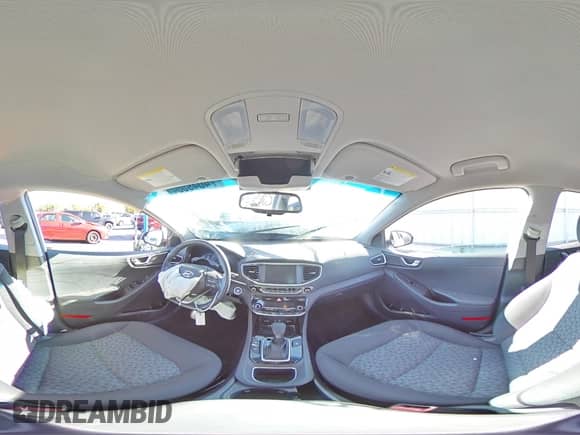 2019 Hyundai Ioniq с VIN KMHC65LD0KU181258, выставлен на аукционе Copart как лот 74049004 с пробегом Не указан миль и Списание • Salvage title. История ставок и продаж доступна на DreamBid. Изображение 15.