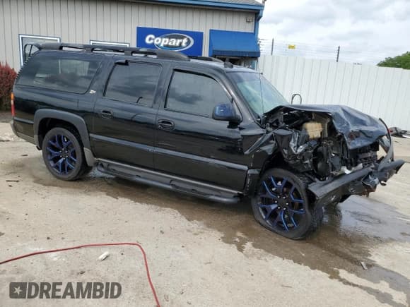 ✅ 2003 Chevrolet Suburban Z71 • VIN: 3GNFK16Z63G121011 • Лот: 61525384. Опубликован ранее на Copart с пробегом 255 113 миль. Бесплатный доступ к архиву аукционных продаж из США и подробный отчёт об истории автомобиля на DreamBid. Изображение 4.