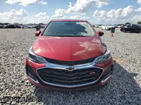 ✅ 2019 Chevrolet Cruze Premier • VIN: 1G1BF5SM4K7106054 • Lot: 85106195. Wystawiony na Copart z przebiegiem 46 515 mil mil. Skorzystaj z bezpłatnego archiwum sprzedaży aukcyjnych z USA i zobacz szczegółowy raport historii pojazdu na DreamBid. Zdjęcie 5.