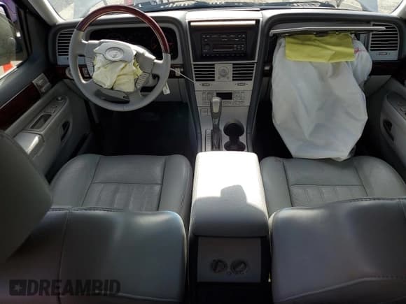 ✅ 2004 Lincoln Aviator Luxury • VIN: 5LMEU88H94ZJ44370 • Lot: 62401155. Listed on Copart with 84,256 mi. Free auction sales archive from the USA and detailed vehicle history report at DreamBid. Image 8.