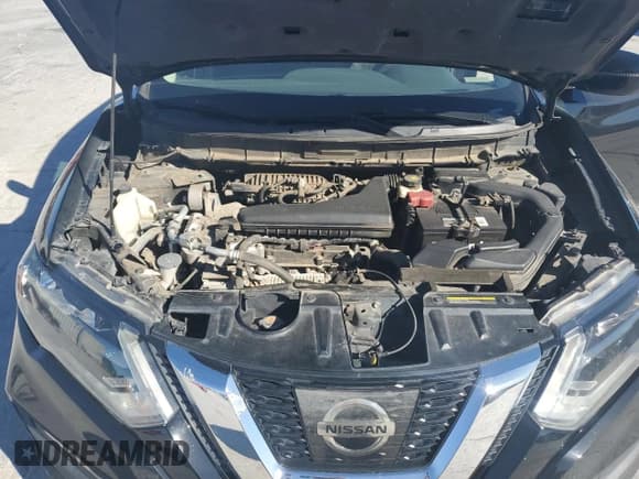 ✅ 2017 Nissan Rogue SV • VIN: 5N1AT2MT6HC888948 • Lot: 82675025. Listed on Copart with 124,404 mi. Free auction sales archive from the USA and detailed vehicle history report at DreamBid. Image 12.