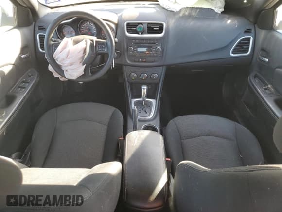 ✅ 2013 Dodge Avenger SE V6 • VIN: 1C3CDZAG6DN582250 • Лот: 81051484. Опубликован ранее на Copart с пробегом 198 451 миль. Бесплатный доступ к архиву аукционных продаж из США и подробный отчёт об истории автомобиля на DreamBid. Изображение 8.