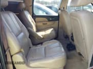 ✅ 2007 Chevrolet Suburban LTZ • VIN: 3GNFC16047G246612 • Лот: 41802259. Опубликован ранее на IAAI с пробегом Не указан. Бесплатный доступ к архиву аукционных продаж из США и подробный отчёт об истории автомобиля на DreamBid. Изображение 8.