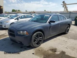 ✅ 2014 Dodge Charger RT Plus • VIN: 2C3CDXDTXEH186975 • Lot: 55567035. Wystawiony na Copart z przebiegiem 91 297 mil. Bezpłatny archiwum sprzedaży aukcyjnych z USA i szczegółowy raport historii pojazdu na DreamBid. Zdjęcie 1.