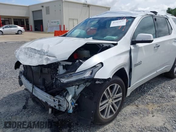 ✅ 2023 Chevrolet Traverse High Country • VIN: 1GNEVNKW7PJ108505 • Lot: 42315127. Wystawiony na IAAI z przebiegiem 79 674 mil. Bezpłatny archiwum sprzedaży aukcyjnych z USA i szczegółowy raport historii pojazdu na DreamBid. Zdjęcie 6.