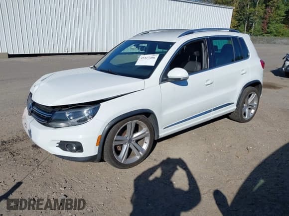 ✅ 2016 Volkswagen Tiguan SEL • VIN: WVGBV7AX8GW072064 • Lot: 43417206. Wystawiony na IAAI z przebiegiem 97 237 mil. Bezpłatny archiwum sprzedaży aukcyjnych z USA i szczegółowy raport historii pojazdu na DreamBid. Zdjęcie 2.