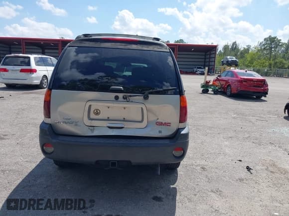 ✅ 2006 GMC Envoy SLE • VIN: 1GKES16S266146201 • Lot: 41811502. Listed on IAAI with 183,133 mi. Free auction sales archive from the USA and detailed vehicle history report at DreamBid. Image 15.