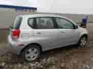 2008 Chevrolet Aveo LS z VIN KL1TD666X8B240163, wystawiony jako Copart lot #78745554 z przebiegiem Nie podano mil oraz Szkoda całkowita • Salvage title. Historia ofert i sprzedaży dostępna na DreamBid. Obrazek 3.