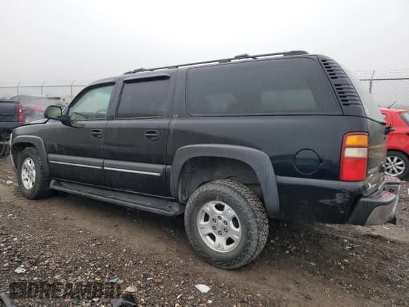 ✅ 2002 Chevrolet Suburban LT • VIN: 3GNEC16Z82G218430 • Лот: 88274275. Опубликован ранее на Copart с пробегом 308 999 миль. Бесплатный доступ к архиву аукционных продаж из США и подробный отчёт об истории автомобиля на DreamBid. Изображение 2.