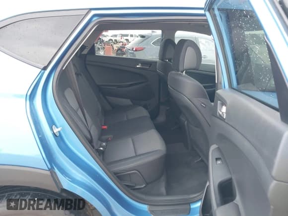 ✅ 2018 Hyundai Tucson SEL • VIN: KM8J33A41JU699093 • Лот: 43066453. Опубликован ранее на IAAI с пробегом 74 485 миль. Бесплатный доступ к архиву аукционных продаж из США и подробный отчёт об истории автомобиля на DreamBid. Изображение 8.